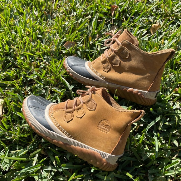 Sorel Out ‘n About winter rain/snow boots size 5 women - Picture 12 of 16